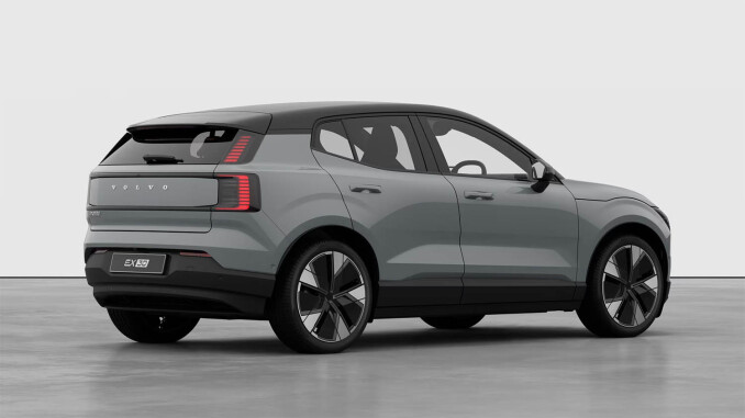 Volvo EX30 200kW SM Extended Range Ultra 69kWh 5dr Auto Electric Estate - Image 3